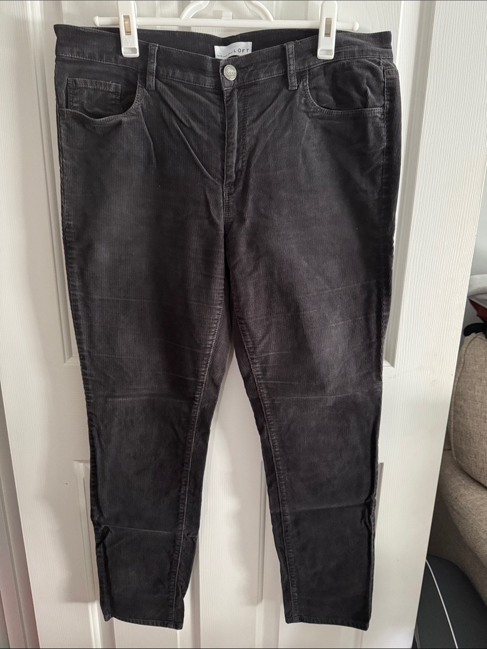 LOFT Straight Leg Pants in Charcoal Black